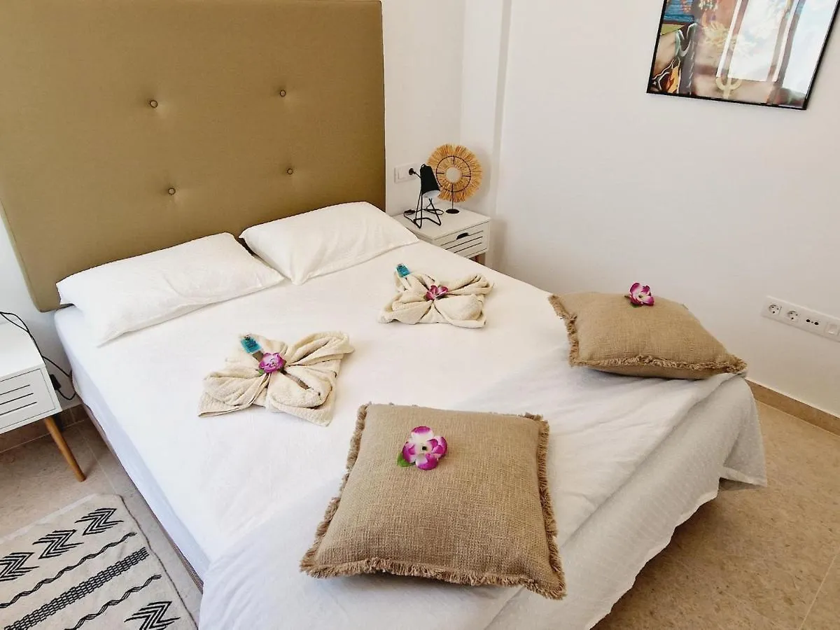Rooftop Las Vistas, 2 Bedrooms First Line Los Cristianos