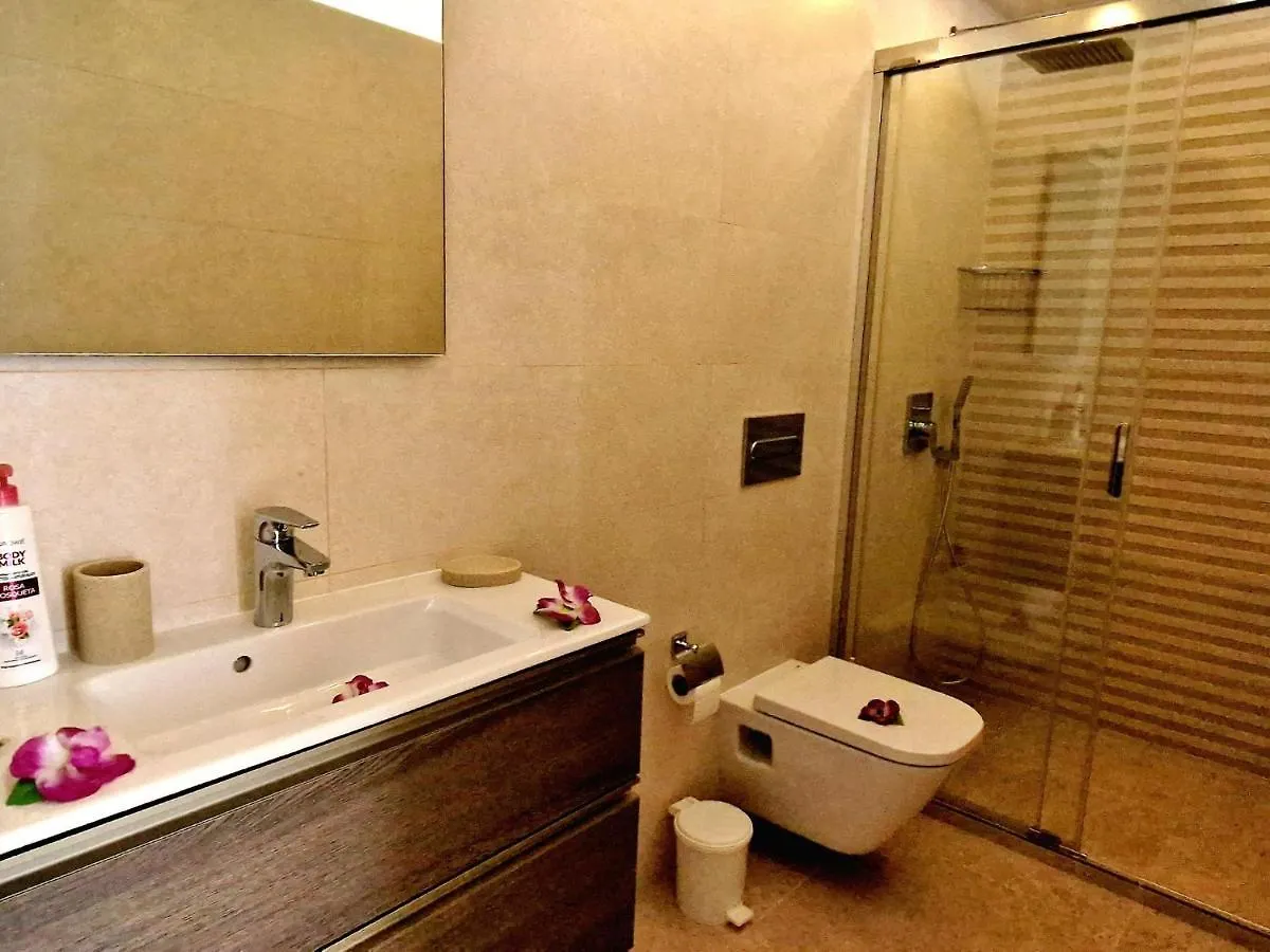 Rooftop Las Vistas, 2 Bedrooms First Line Los Cristianos  Hiszpania